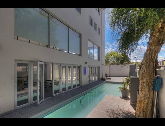 2 BEDROOM APARTMENT FOR SALE IN SANDOWN